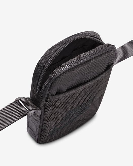 Nike sb new arrivals heritage crossbody bag